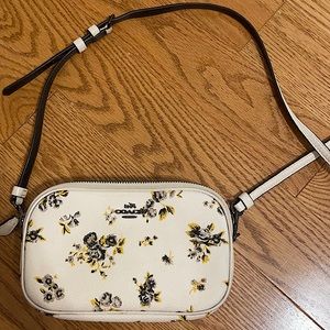 COACH WHITE FLORAL CROSSBODY PURSE